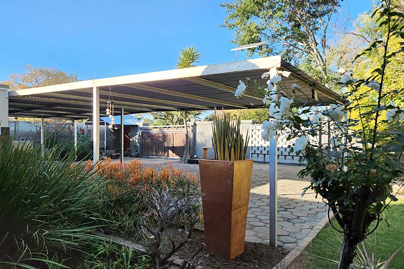 Undercover Parking/Garden