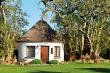 Double en-suite Rondavel - Bella Manga Country Escape - self catering in Plettenberg Bay