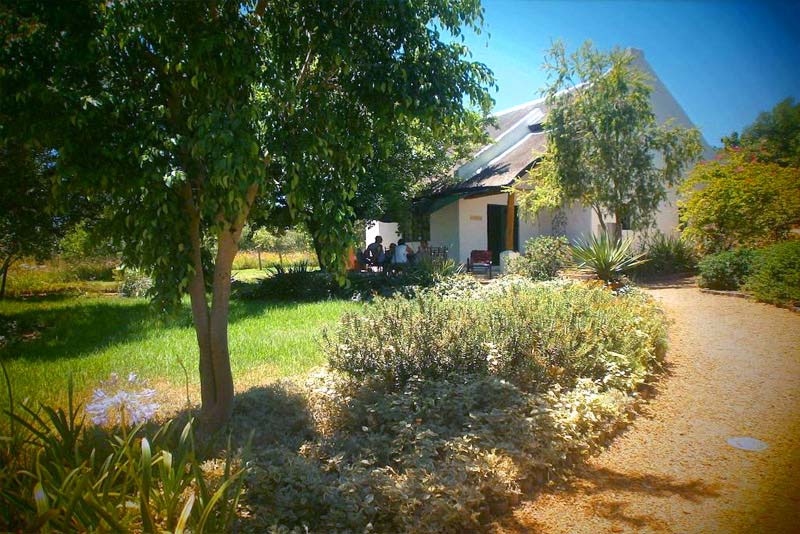 MooiBly self catering thatched cottages in Paarl