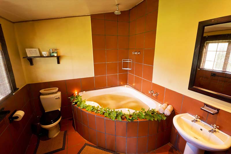 Nightjar and Hadeda offer spa baths