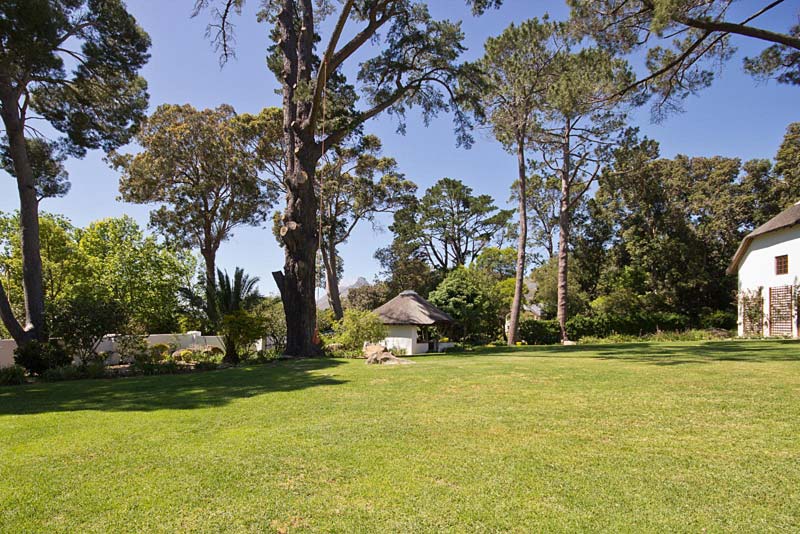 Plotsklaps Self Catering Cottage - Tokai, Cape Town