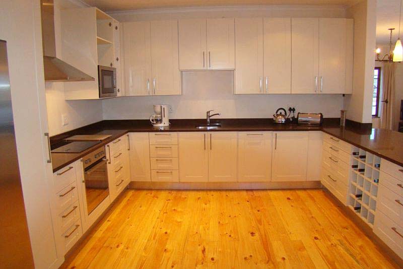 Fully equipped kitchen - The Gables self catering Hout Bay, Cape Town