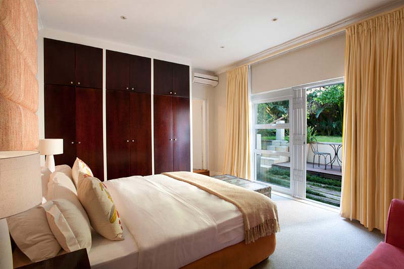 Room 2 - 3 On Camps Bay luxury Boutique Hotel