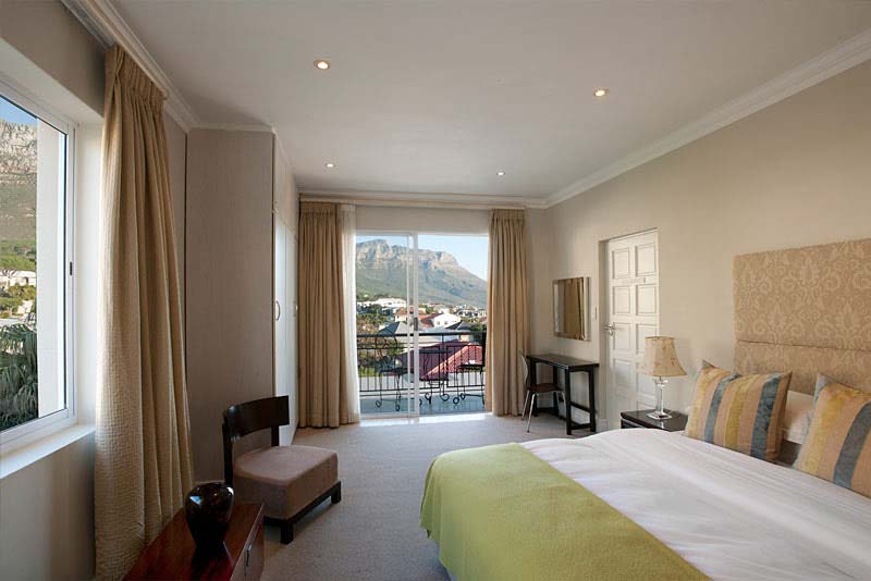 room 16 - 3 On Camps Bay luxury Boutique Hotel