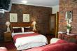 Lily Guesthouse - bed and breakfast and self catering in Bloemfontein
