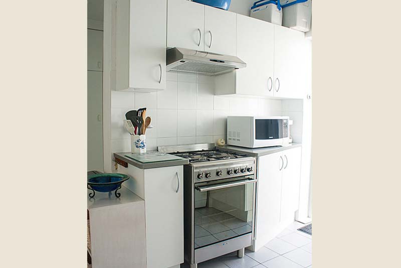Gas hob new kitchen - The Crags self catering Fish Hoek, Cape Town