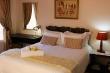 Room 7 - Libertas Guest House - Bed and Breakfast Mafikeng