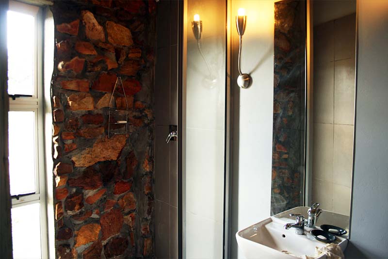 Restio Cottage Bathroom
