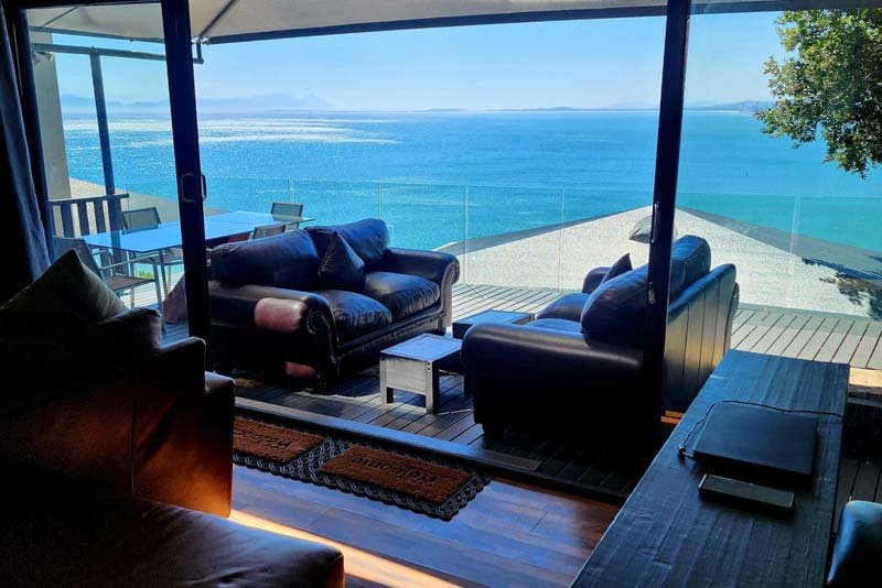 1 BED WITH SEA VIEW 