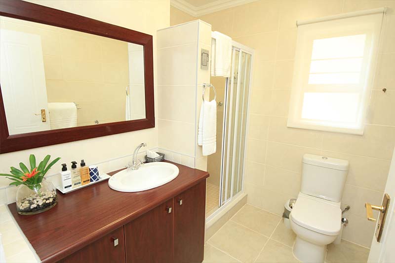 Bay View - room-only accommodation Somerset West, Cape Town