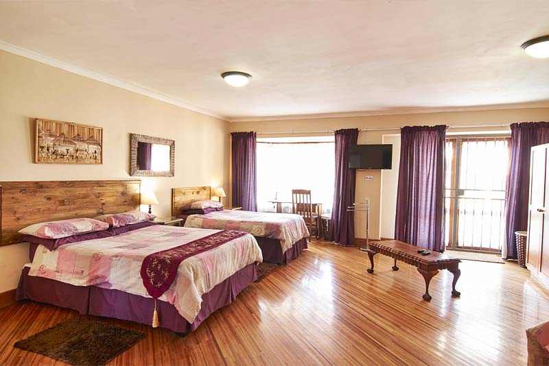Purple Room - The Cottage Bed and Breakfast Midrand