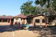 Grand Central Guesthouse - Bed and Breakfast Rustenburg