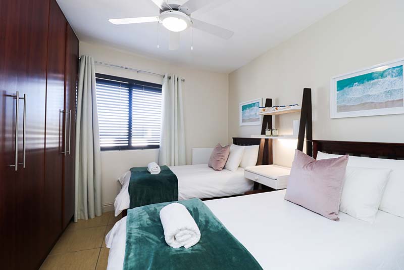 Twin bedroom - 302 Ocean View self-catering in Strand