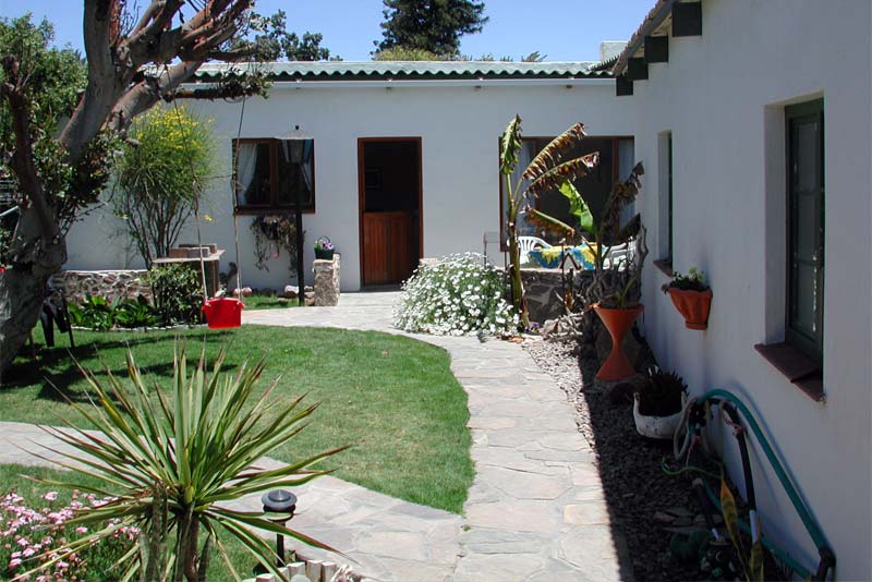 Family Garden Flat - Stay Cleverly Self Catering Walvis Bay, Namibia