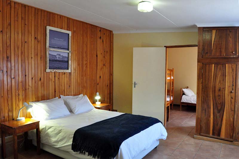 Family Room - Obelix Guesthouse - bed and breakfast Luderitz, Namibia