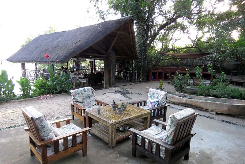 Caprivi Houseboat Safaris Lodge - dinner, bed and breakfast near Katima Mulilo