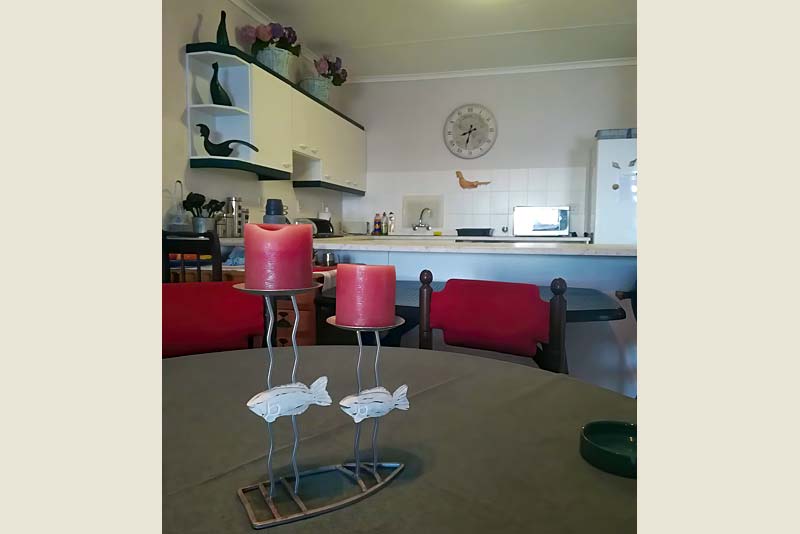Dining area - Bayview Townhouse Self Catering Brenton-on-Sea